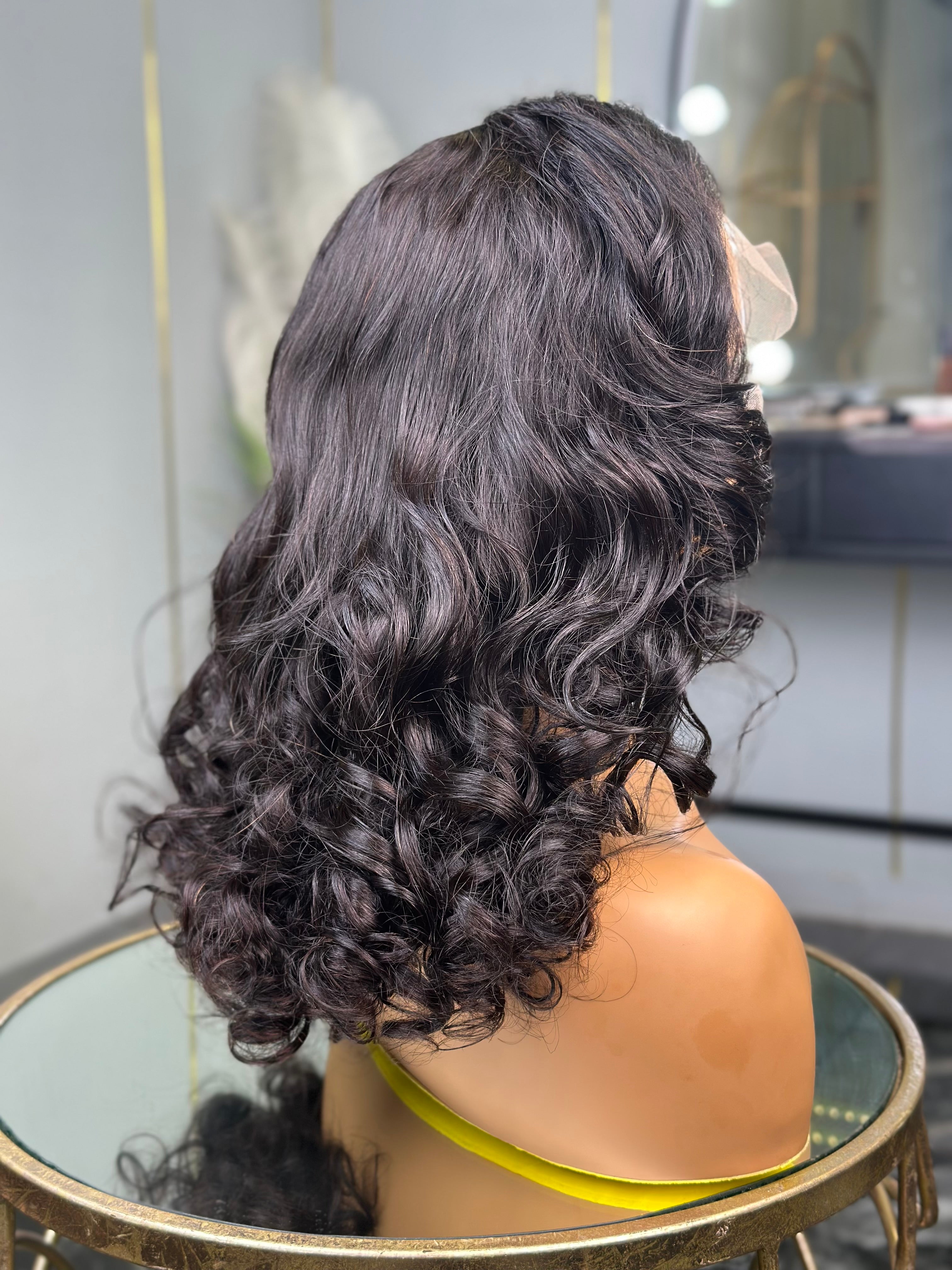 18 Inch Bouncy Loose Wave Frontal Human Hair Wig